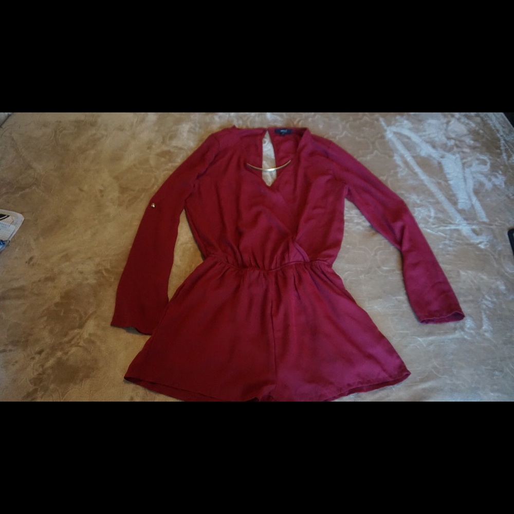 Maroon colored jumper